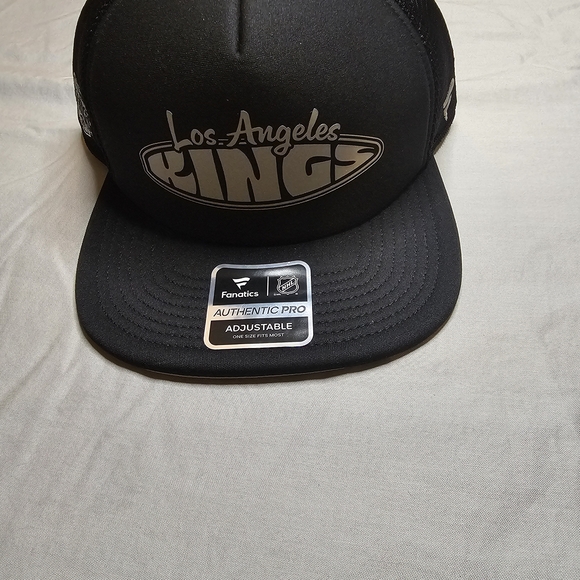 Fanatics Other - Men's Fanatics Black/Silver Los‎ Angeles Kings Authentic Pro Hometown Rink Foam